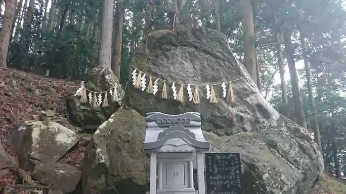 石神社の建物その他