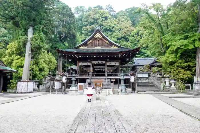 日牟禮八幡宮の本殿