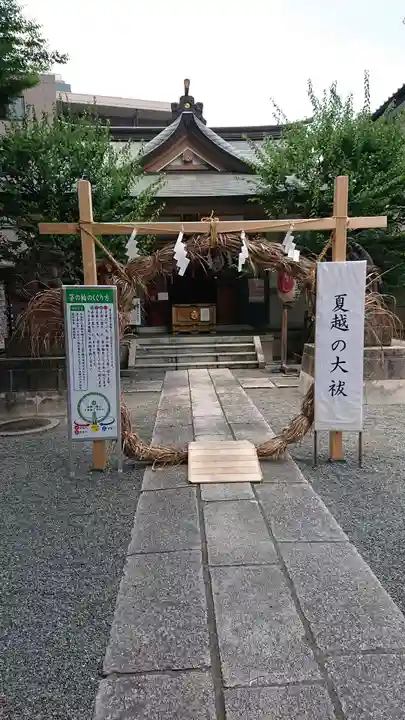 穏田神社の本殿・本堂