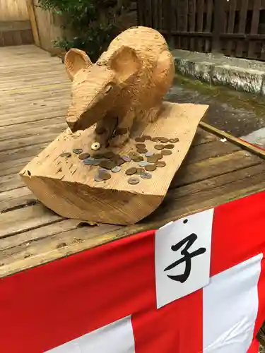 日光大室高龗神社の狛犬