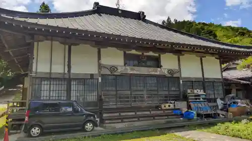 円通寺の本殿