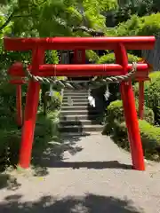 冠稲荷神社の鳥居