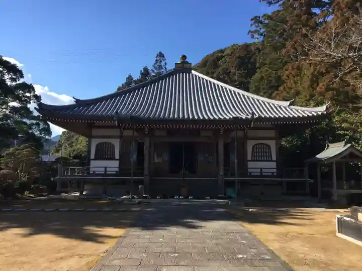 補陀洛山寺の本殿・本堂