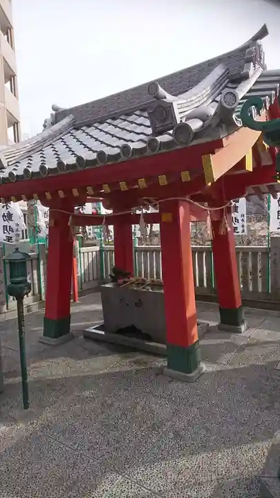 成田山 萬福院の手水舎