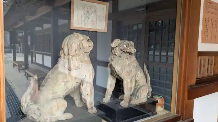 児守神社の狛犬