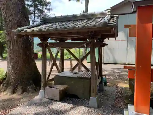 春日神社の手水舎