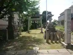 神明社の鳥居