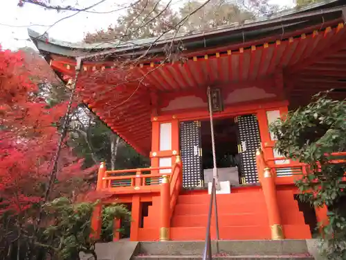 毘沙門堂門跡の本殿・本堂