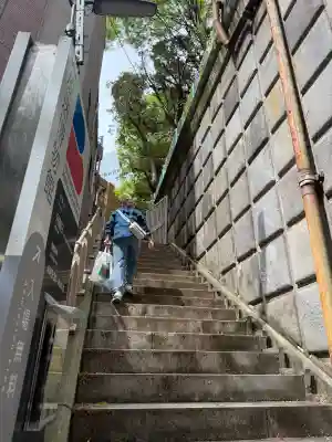 愛宕神社の{uncategorized: "未分類", other: "その他", undefined: "問題あり", building: "その他建物", grave: "お墓", sacred_gate: "鳥居", guardian: "狛犬", statue: "像", buddha: "仏像", history: "歴史", nature: "自然", garden: "庭園", animal: "動物", pagoda: "塔", temizu: "手水舎", mountain_gate: "山門・神門", sanctuary: "本殿・本堂", subordinate: "末社・摂社", art: "芸術", scenery: "景色", jizo: "地蔵", ema: "絵馬", goshuin: "御朱印", omikuji: "おみくじ", items: "授与品その他", amulet: "お守り", goshuincho: "御朱印帳", eats: "食事", festival: "お祭り", votive_dance: "神楽", shichigosan: "七五三参", wedding: "結婚式", experience: "体験その他", initially: "初詣", around: "周辺", anti_infection: "感染症対策"}