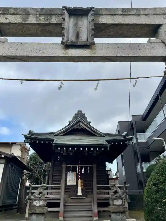 塩釜神社(鹽竈神社)の{uncategorized: "未分類", other: "その他", undefined: "問題あり", building: "その他建物", grave: "お墓", sacred_gate: "鳥居", guardian: "狛犬", statue: "像", buddha: "仏像", history: "歴史", nature: "自然", garden: "庭園", animal: "動物", pagoda: "塔", temizu: "手水舎", mountain_gate: "山門・神門", sanctuary: "本殿・本堂", subordinate: "末社・摂社", art: "芸術", scenery: "景色", jizo: "地蔵", ema: "絵馬", goshuin: "御朱印", omikuji: "おみくじ", items: "授与品その他", amulet: "お守り", goshuincho: "御朱印帳", eats: "食事", festival: "お祭り", votive_dance: "神楽", shichigosan: "七五三参", wedding: "結婚式", experience: "体験その他", initially: "初詣", around: "周辺", anti_infection: "感染症対策"}
