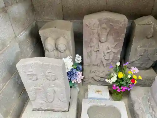 道祖神塔・庚申供養塔の{uncategorized: "未分類", other: "その他", undefined: "問題あり", building: "その他建物", grave: "お墓", sacred_gate: "鳥居", guardian: "狛犬", statue: "像", buddha: "仏像", history: "歴史", nature: "自然", garden: "庭園", animal: "動物", pagoda: "塔", temizu: "手水舎", mountain_gate: "山門・神門", sanctuary: "本殿・本堂", subordinate: "末社・摂社", art: "芸術", scenery: "景色", jizo: "地蔵", ema: "絵馬", goshuin: "御朱印", omikuji: "おみくじ", items: "授与品その他", amulet: "お守り", goshuincho: "御朱印帳", eats: "食事", festival: "お祭り", votive_dance: "神楽", shichigosan: "七五三参", wedding: "結婚式", experience: "体験その他", initially: "初詣", around: "周辺", anti_infection: "感染症対策"}