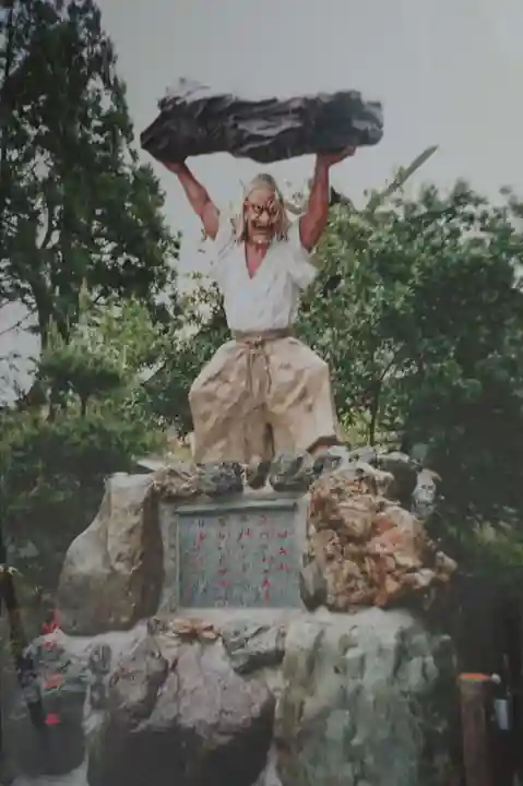 天岩戸神社の像