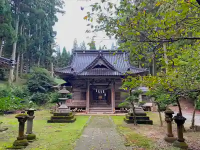 遠賀神社の本殿・本堂