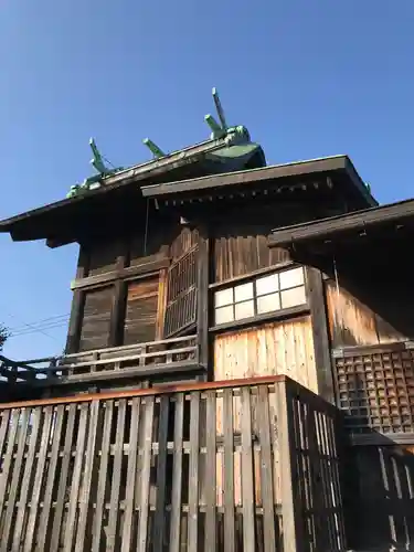 出世稻荷神社の本殿