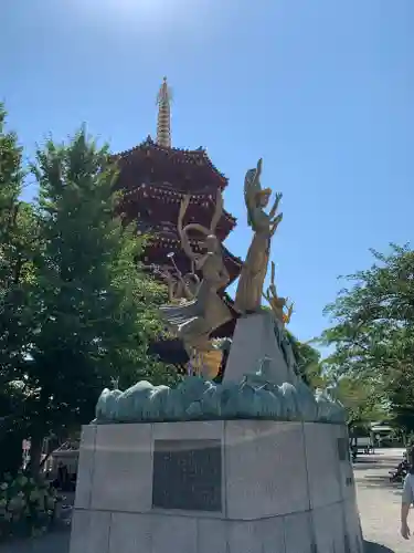 川崎大師（平間寺）の像