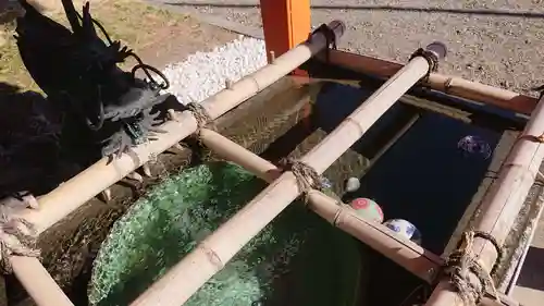 諏訪神社の手水