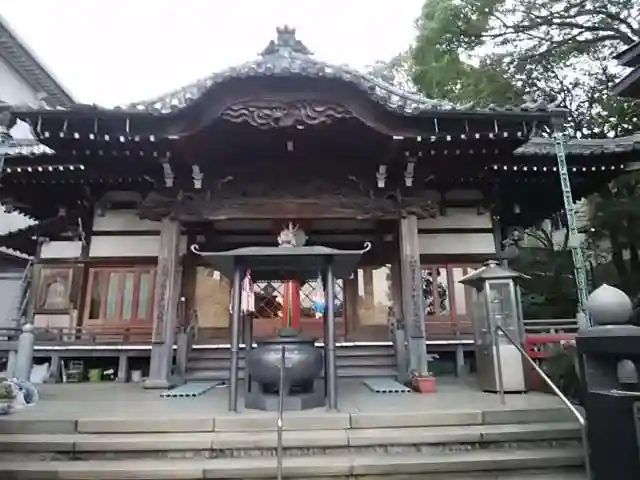 真福寺の本殿・本堂