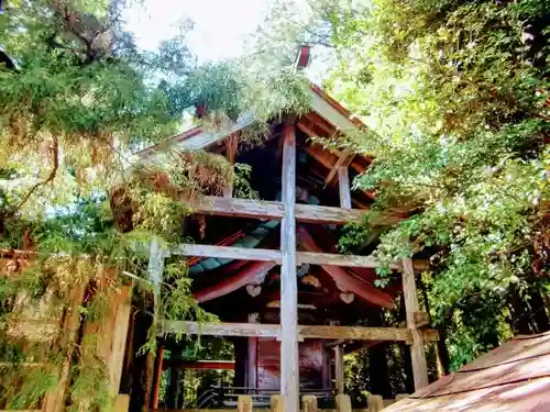 胎安神社の本殿・本堂