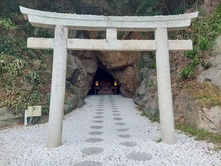 安乎岩戸信龍神社 (安乎八幡神社 摂社)(兵庫県)