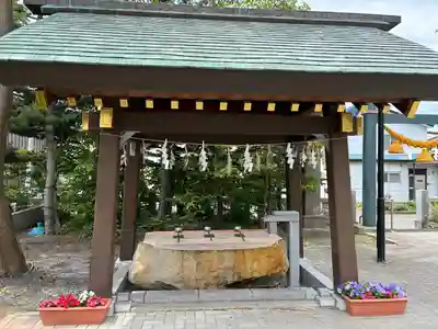 烈々布神社の手水舎