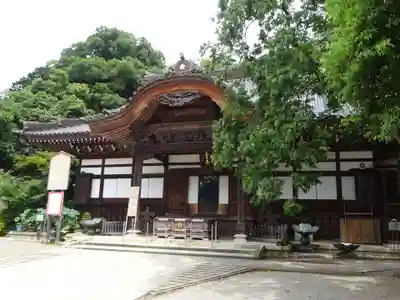 深大寺の本殿・本堂