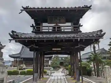 曹沢寺の山門・神門