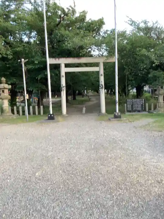 白山神社(二子町)の鳥居