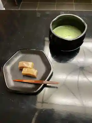 浄光寺の{uncategorized: "未分類", other: "その他", undefined: "問題あり", building: "その他建物", grave: "お墓", sacred_gate: "鳥居", guardian: "狛犬", statue: "像", buddha: "仏像", history: "歴史", nature: "自然", garden: "庭園", animal: "動物", pagoda: "塔", temizu: "手水舎", mountain_gate: "山門・神門", sanctuary: "本殿・本堂", subordinate: "末社・摂社", art: "芸術", scenery: "景色", jizo: "地蔵", ema: "絵馬", goshuin: "御朱印", omikuji: "おみくじ", items: "授与品その他", amulet: "お守り", goshuincho: "御朱印帳", eats: "食事", festival: "お祭り", votive_dance: "神楽", shichigosan: "七五三参", wedding: "結婚式", experience: "体験その他", initially: "初詣", around: "周辺", anti_infection: "感染症対策"}