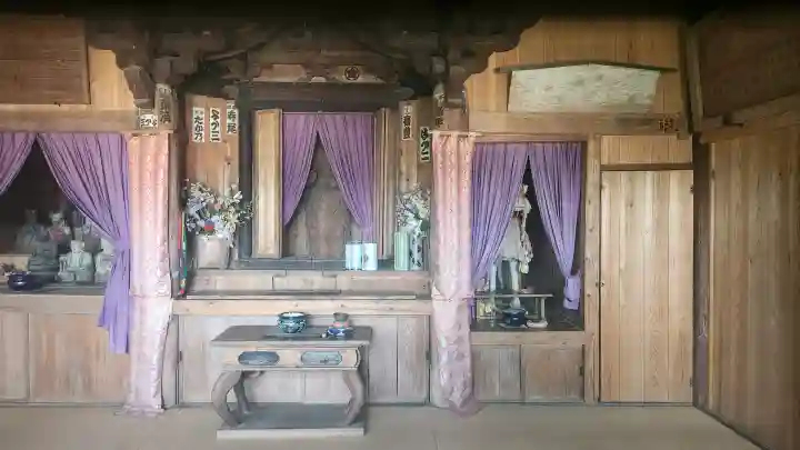 城山観音堂の{uncategorized: "未分類", other: "その他", undefined: "問題あり", building: "その他建物", grave: "お墓", sacred_gate: "鳥居", guardian: "狛犬", statue: "像", buddha: "仏像", history: "歴史", nature: "自然", garden: "庭園", animal: "動物", pagoda: "塔", temizu: "手水舎", mountain_gate: "山門・神門", sanctuary: "本殿・本堂", subordinate: "末社・摂社", art: "芸術", scenery: "景色", jizo: "地蔵", ema: "絵馬", goshuin: "御朱印", omikuji: "おみくじ", items: "授与品その他", amulet: "お守り", goshuincho: "御朱印帳", eats: "食事", festival: "お祭り", votive_dance: "神楽", shichigosan: "七五三参", wedding: "結婚式", experience: "体験その他", initially: "初詣", around: "周辺", anti_infection: "感染症対策"}