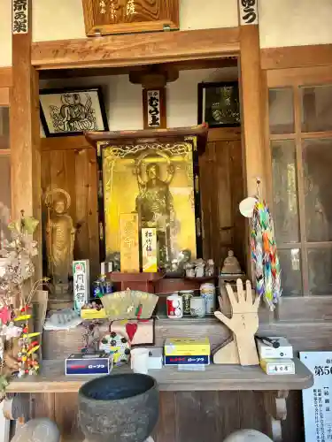 松ヶ瀬地蔵堂の{uncategorized: "未分類", other: "その他", undefined: "問題あり", building: "その他建物", grave: "お墓", sacred_gate: "鳥居", guardian: "狛犬", statue: "像", buddha: "仏像", history: "歴史", nature: "自然", garden: "庭園", animal: "動物", pagoda: "塔", temizu: "手水舎", mountain_gate: "山門・神門", sanctuary: "本殿・本堂", subordinate: "末社・摂社", art: "芸術", scenery: "景色", jizo: "地蔵", ema: "絵馬", goshuin: "御朱印", omikuji: "おみくじ", items: "授与品その他", amulet: "お守り", goshuincho: "御朱印帳", eats: "食事", festival: "お祭り", votive_dance: "神楽", shichigosan: "七五三参", wedding: "結婚式", experience: "体験その他", initially: "初詣", around: "周辺", anti_infection: "感染症対策"}