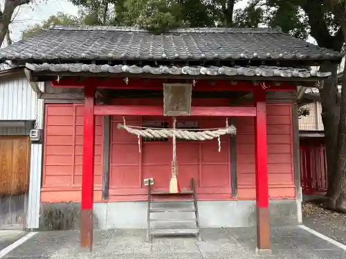 鷹乃森二加番稲荷神社の{uncategorized: "未分類", other: "その他", undefined: "問題あり", building: "その他建物", grave: "お墓", sacred_gate: "鳥居", guardian: "狛犬", statue: "像", buddha: "仏像", history: "歴史", nature: "自然", garden: "庭園", animal: "動物", pagoda: "塔", temizu: "手水舎", mountain_gate: "山門・神門", sanctuary: "本殿・本堂", subordinate: "末社・摂社", art: "芸術", scenery: "景色", jizo: "地蔵", ema: "絵馬", goshuin: "御朱印", omikuji: "おみくじ", items: "授与品その他", amulet: "お守り", goshuincho: "御朱印帳", eats: "食事", festival: "お祭り", votive_dance: "神楽", shichigosan: "七五三参", wedding: "結婚式", experience: "体験その他", initially: "初詣", around: "周辺", anti_infection: "感染症対策"}