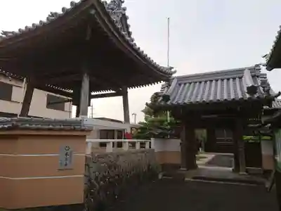 本立寺の山門・神門