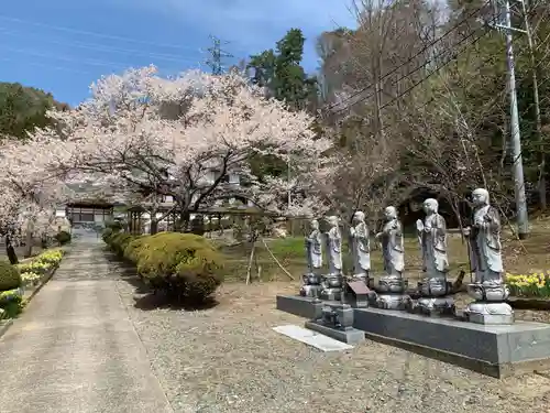 実相院の地蔵