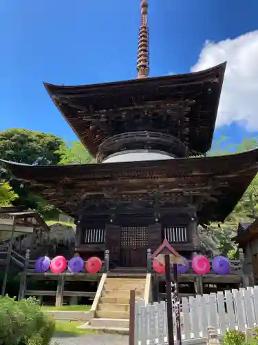 楽法寺（雨引観音）の{uncategorized: "未分類", other: "その他", undefined: "問題あり", building: "その他建物", grave: "お墓", sacred_gate: "鳥居", guardian: "狛犬", statue: "像", buddha: "仏像", history: "歴史", nature: "自然", garden: "庭園", animal: "動物", pagoda: "塔", temizu: "手水舎", mountain_gate: "山門・神門", sanctuary: "本殿・本堂", subordinate: "末社・摂社", art: "芸術", scenery: "景色", jizo: "地蔵", ema: "絵馬", goshuin: "御朱印", omikuji: "おみくじ", items: "授与品その他", amulet: "お守り", goshuincho: "御朱印帳", eats: "食事", festival: "お祭り", votive_dance: "神楽", shichigosan: "七五三参", wedding: "結婚式", experience: "体験その他", initially: "初詣", around: "周辺", anti_infection: "感染症対策"}