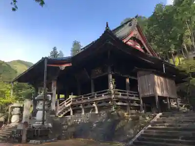 華厳寺の本殿・本堂
