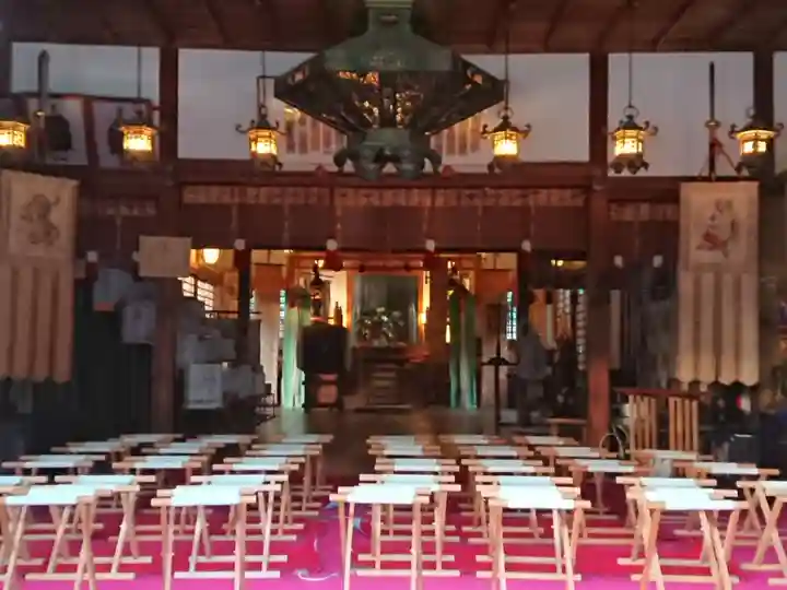 志氐神社の本殿・本堂