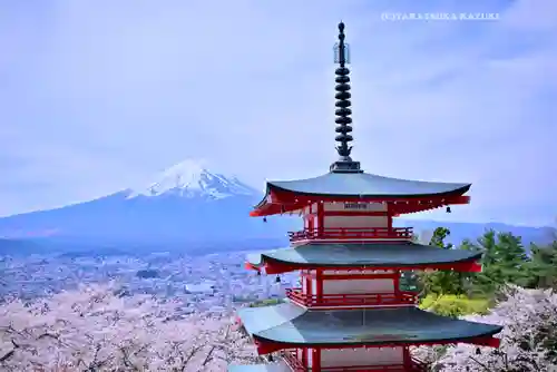新倉富士浅間神社(山梨県)