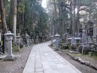 高野山金剛峯寺奥の院(和歌山県)