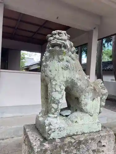 斑鳩寺の狛犬