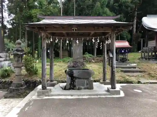 国上寺の手水