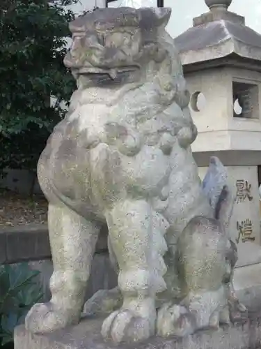 白金氷川神社の狛犬