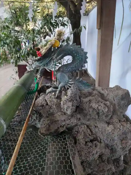 小平神明宮の手水舎