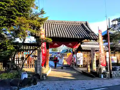 笠覆寺 (笠寺観音)の山門・神門