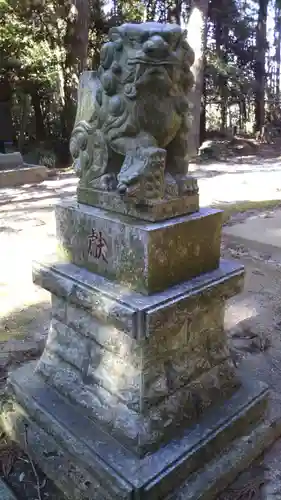 二所神社の狛犬