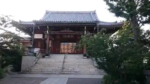 妙厳寺の本殿