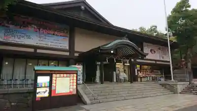 湊川神社の本殿・本堂