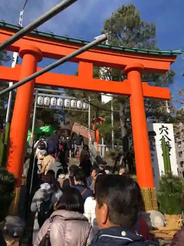 穴八幡宮の鳥居