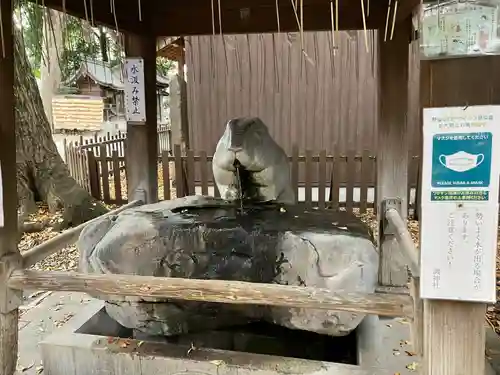 調神社の手水舎