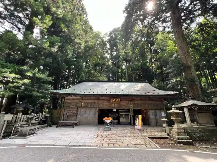 高野山金剛峯寺奥の院(和歌山県)