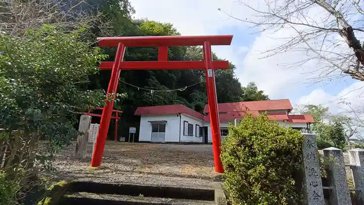 天ヶ峯稲荷神社の鳥居